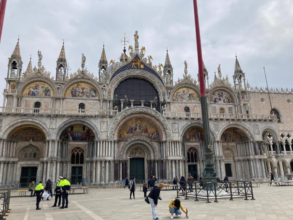 Venice Venezia ,Ghetto,Biennale, Campo Maddalena ภายนอก รูปภาพ